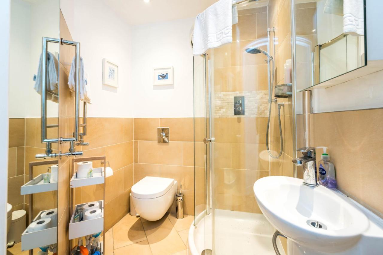 Spacious 2 Bedroom / Gloucester Road / Kensington London Exteriör bild
